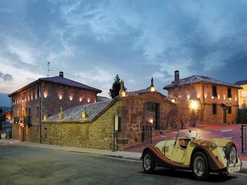 Hotel Boutique Real Casona De Las Amas Azofra Bagian luar foto